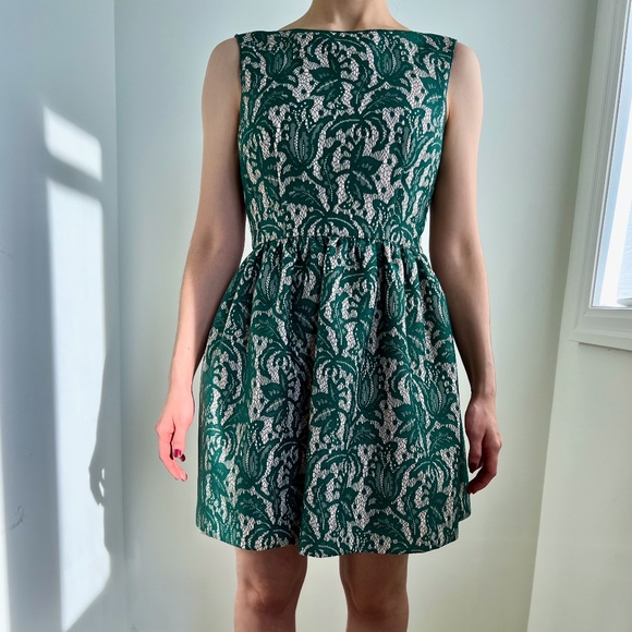 Zara Green Lace Mini Dress - Picture 1 of 9